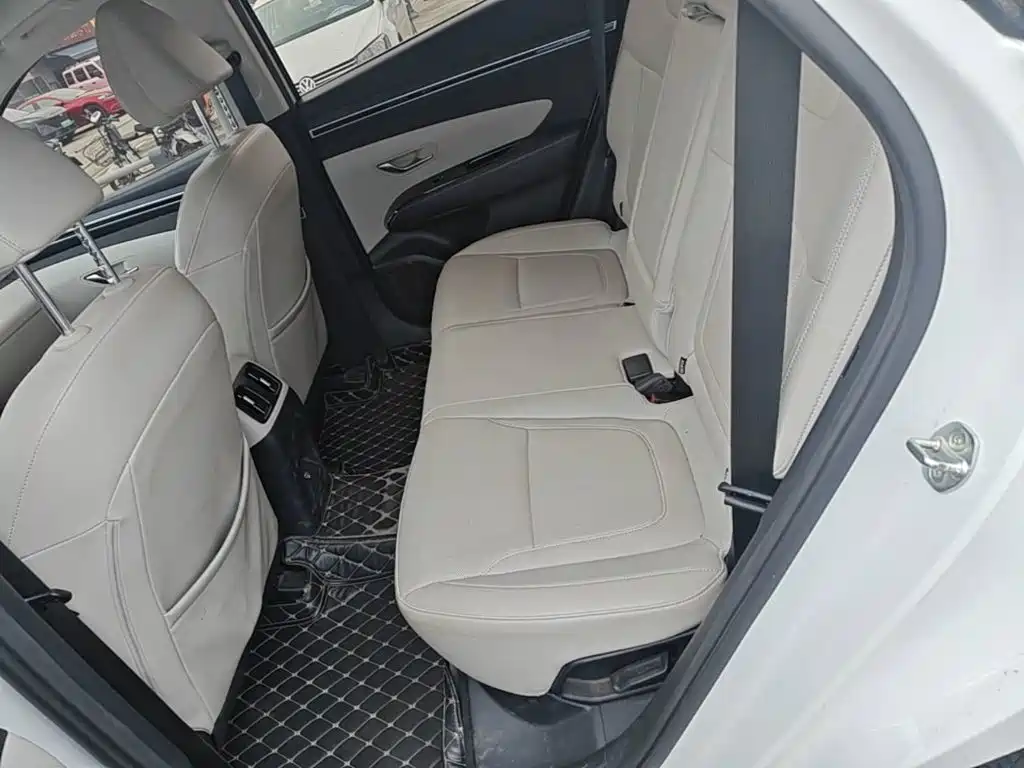 Фото 17 - Hyundai Tucson