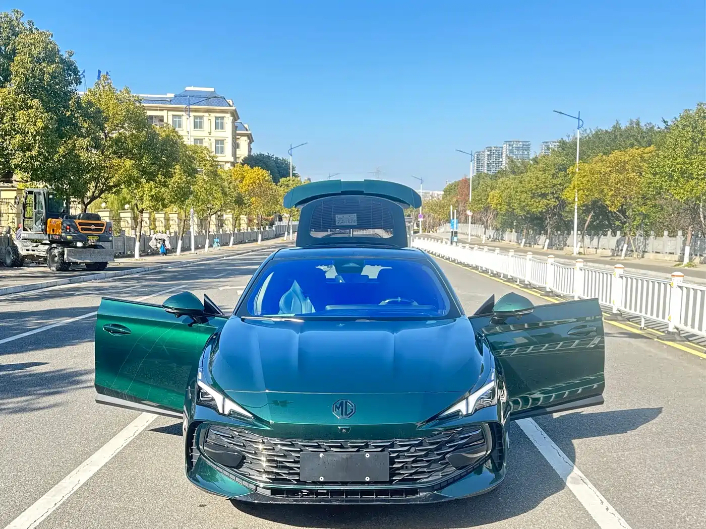 MG MG7
