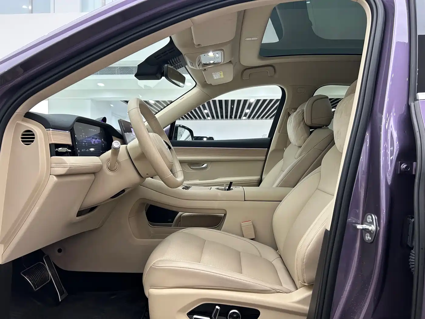 AITO Wenjie AITO M5 2025 Extended Range Ultra AWD фото 4
