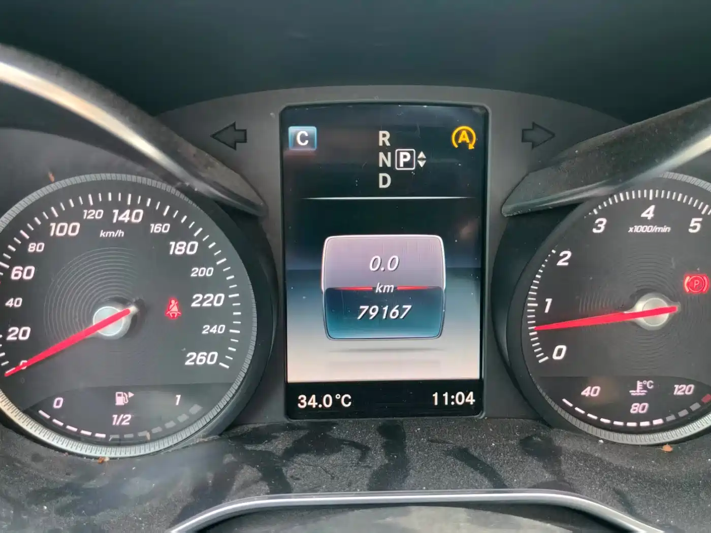 Photo 16 - Mercedes-Benz C-Class