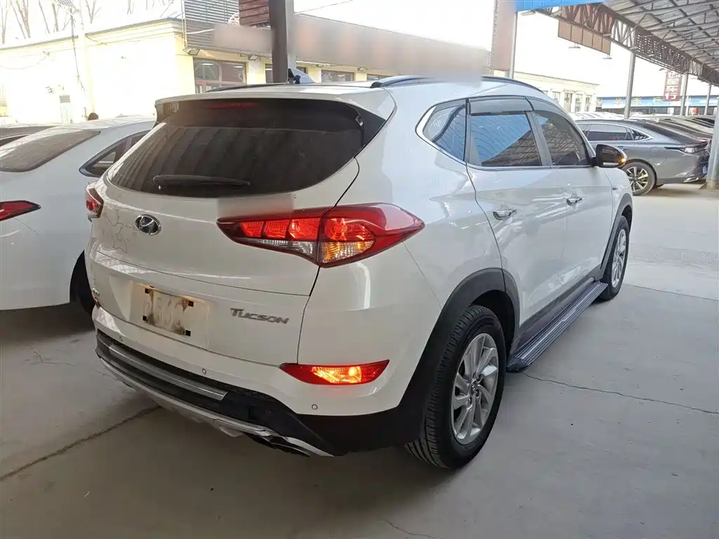 Hyundai Tucson 2015 1.6T Dual Clutch 2WD Smart фото 5