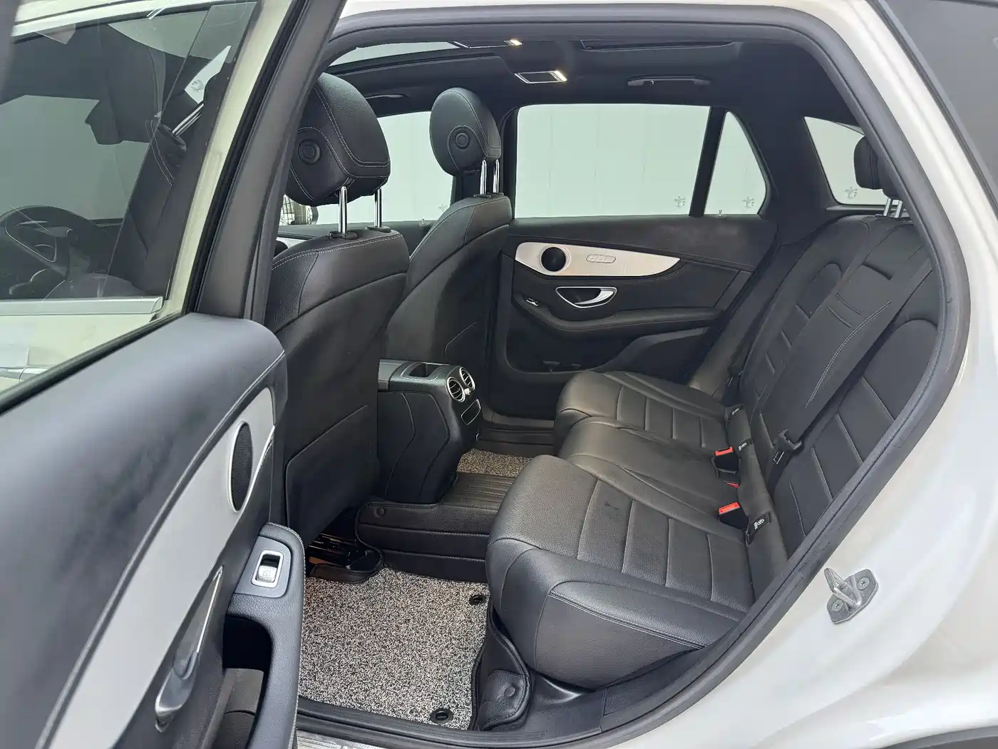 Mercedes-Benz GLC 2020 GLC 260 L 4MATIC Dynamic фото 8