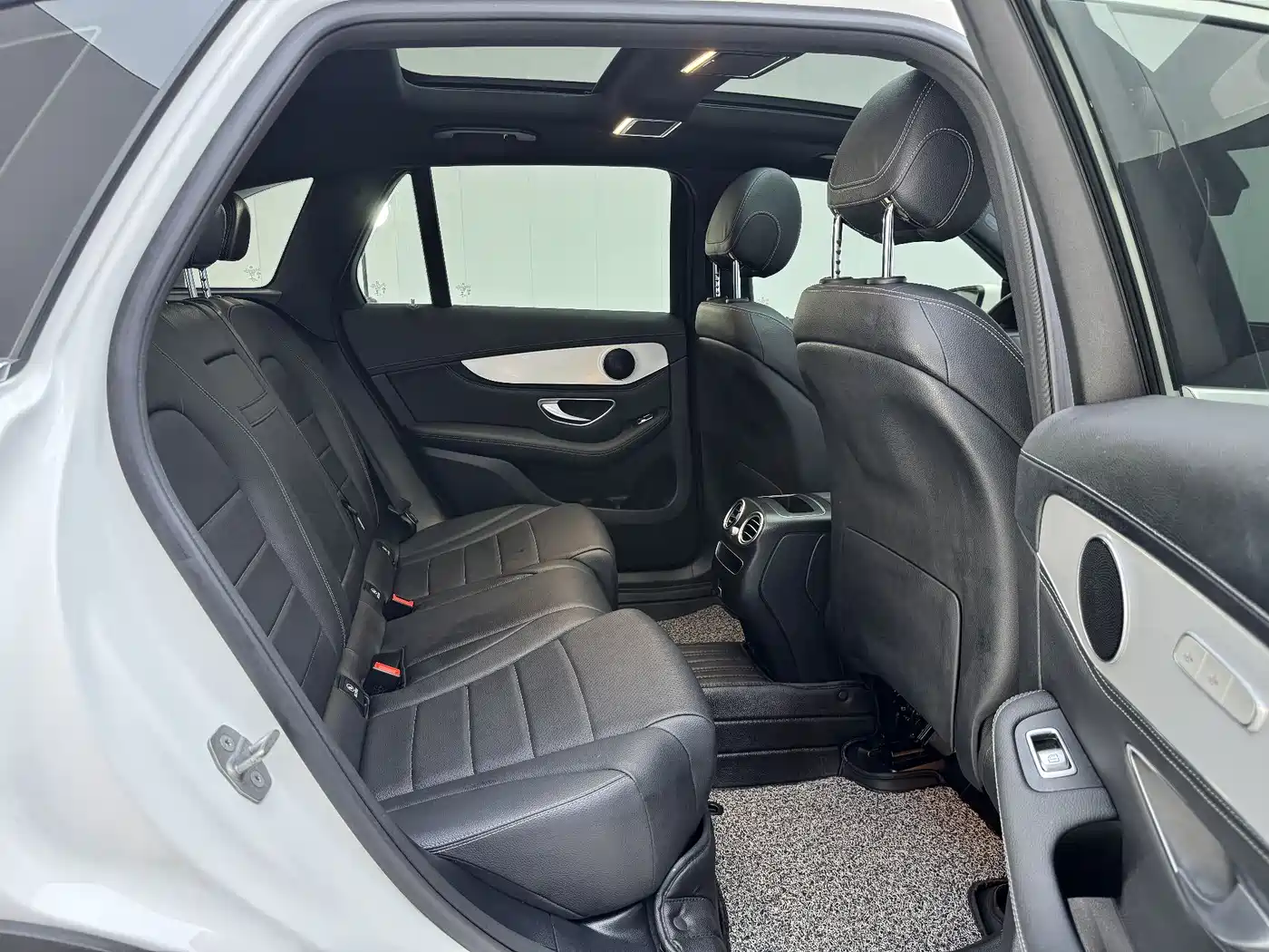 Mercedes-Benz GLC 2020 GLC 260 L 4MATIC Dynamic фото 11