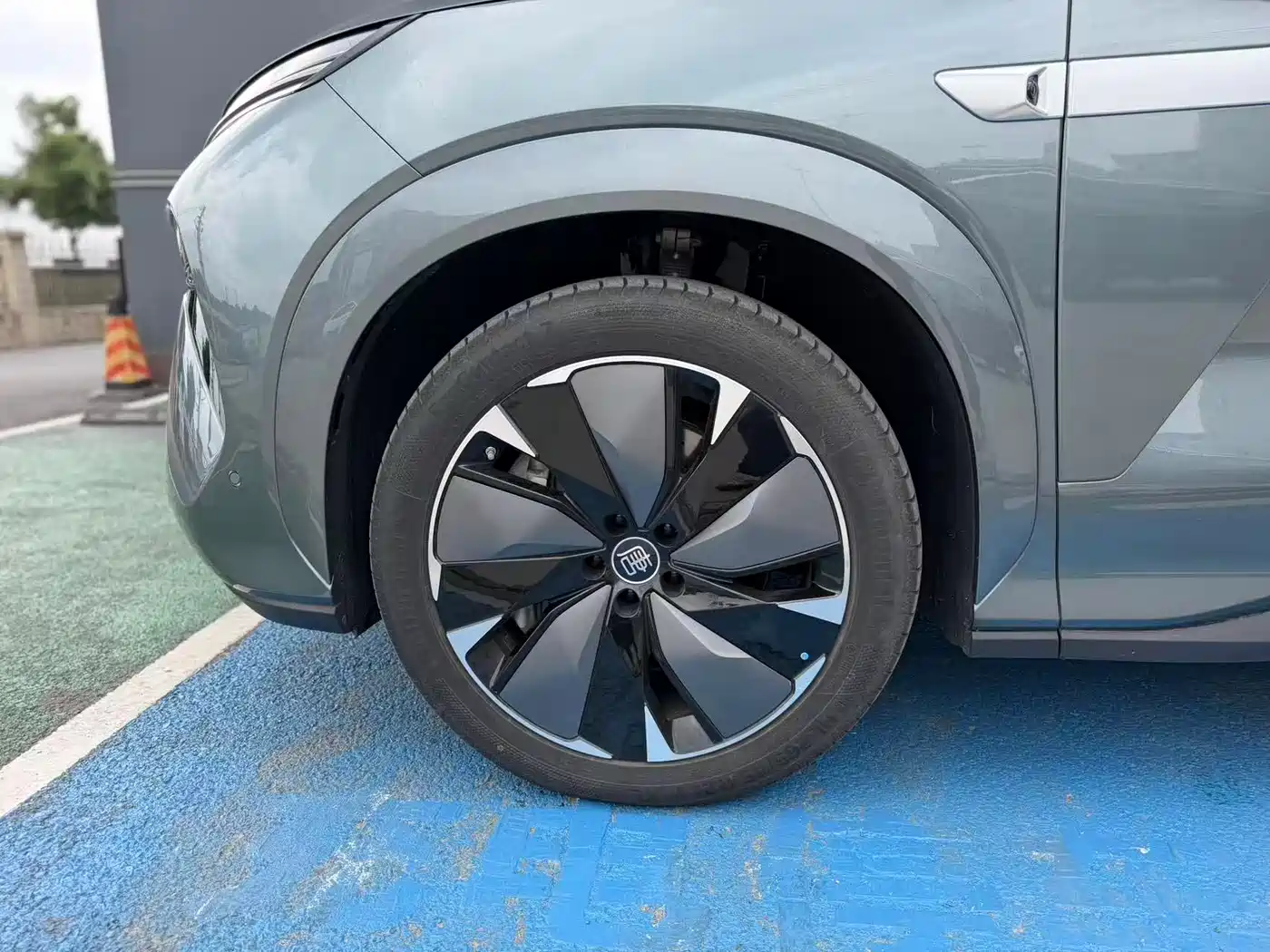 BYD Tang L 2025 2025 DM 175KM Drone Player Edition