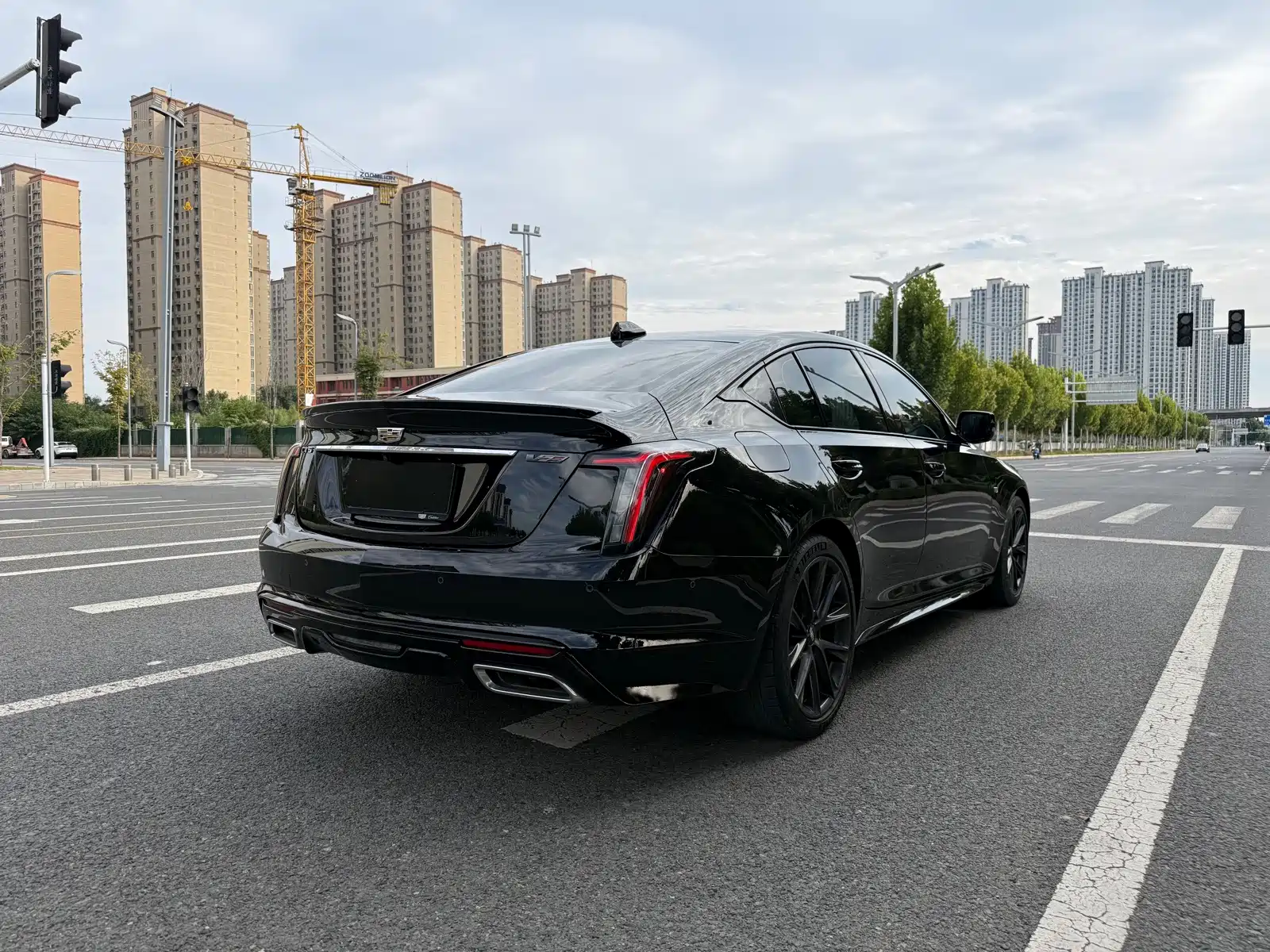صورة 10 - Cadillac CT5
