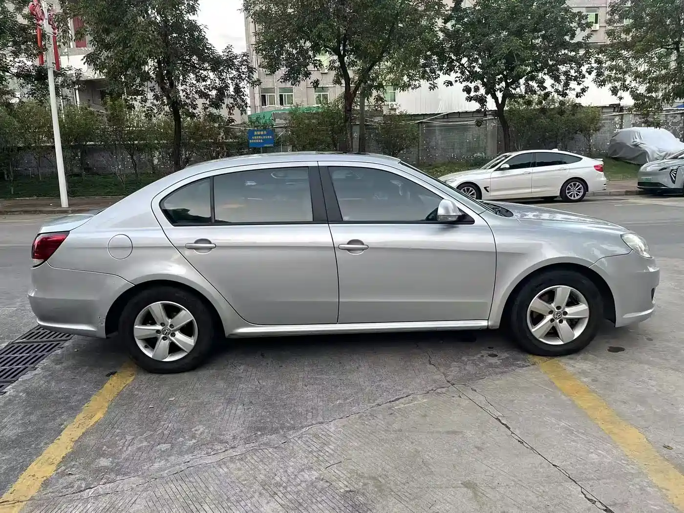 Volkswagen Lavida 2013 2013 Classic 1.6L Automatic Trend Edition