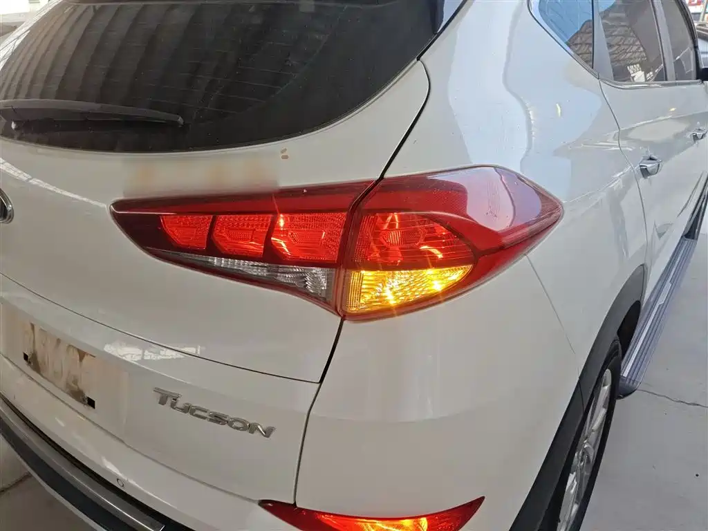 Hyundai Tucson 2015 1.6T Dual Clutch 2WD Smart фото 24