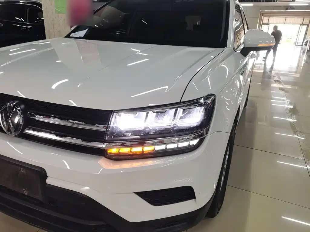 Volkswagen Tharu, миниатюра 3