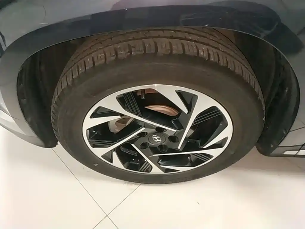 Hyundai Custo 2021 2021 270TGDi Premium LUX