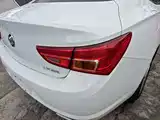 Photo 8 - Buick Verano