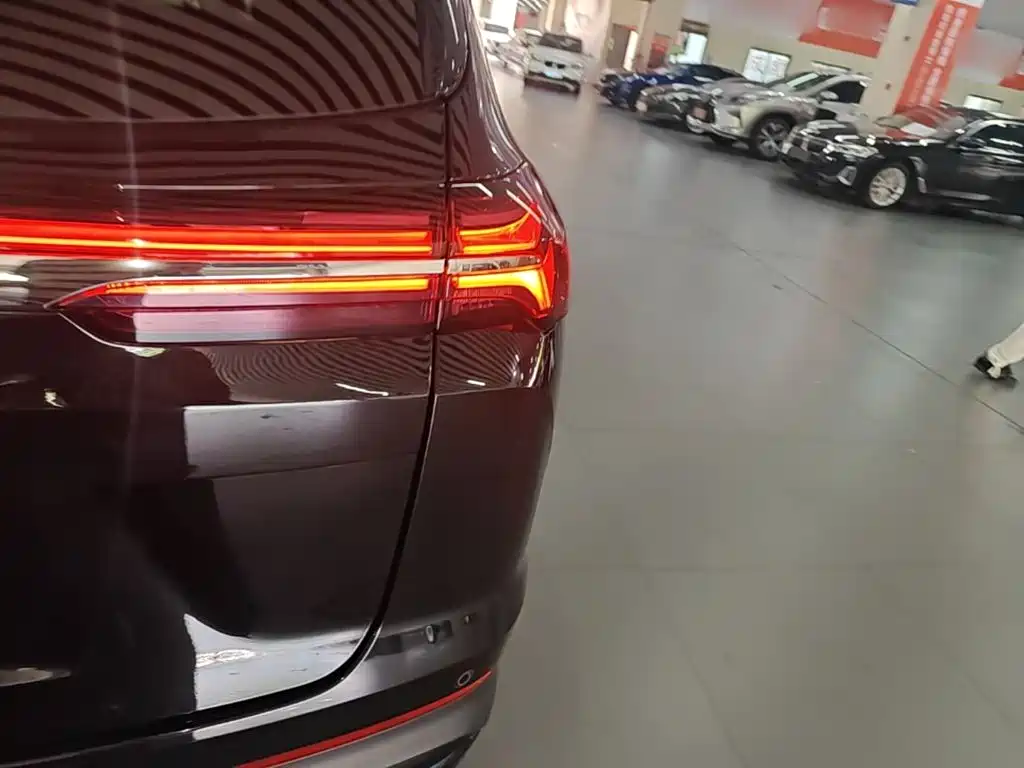 Buick Envision Plus 2026 2025 Enclave Plus 28T 2WD Platinum Edition