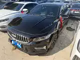 Фото 1 - Geely Preface
