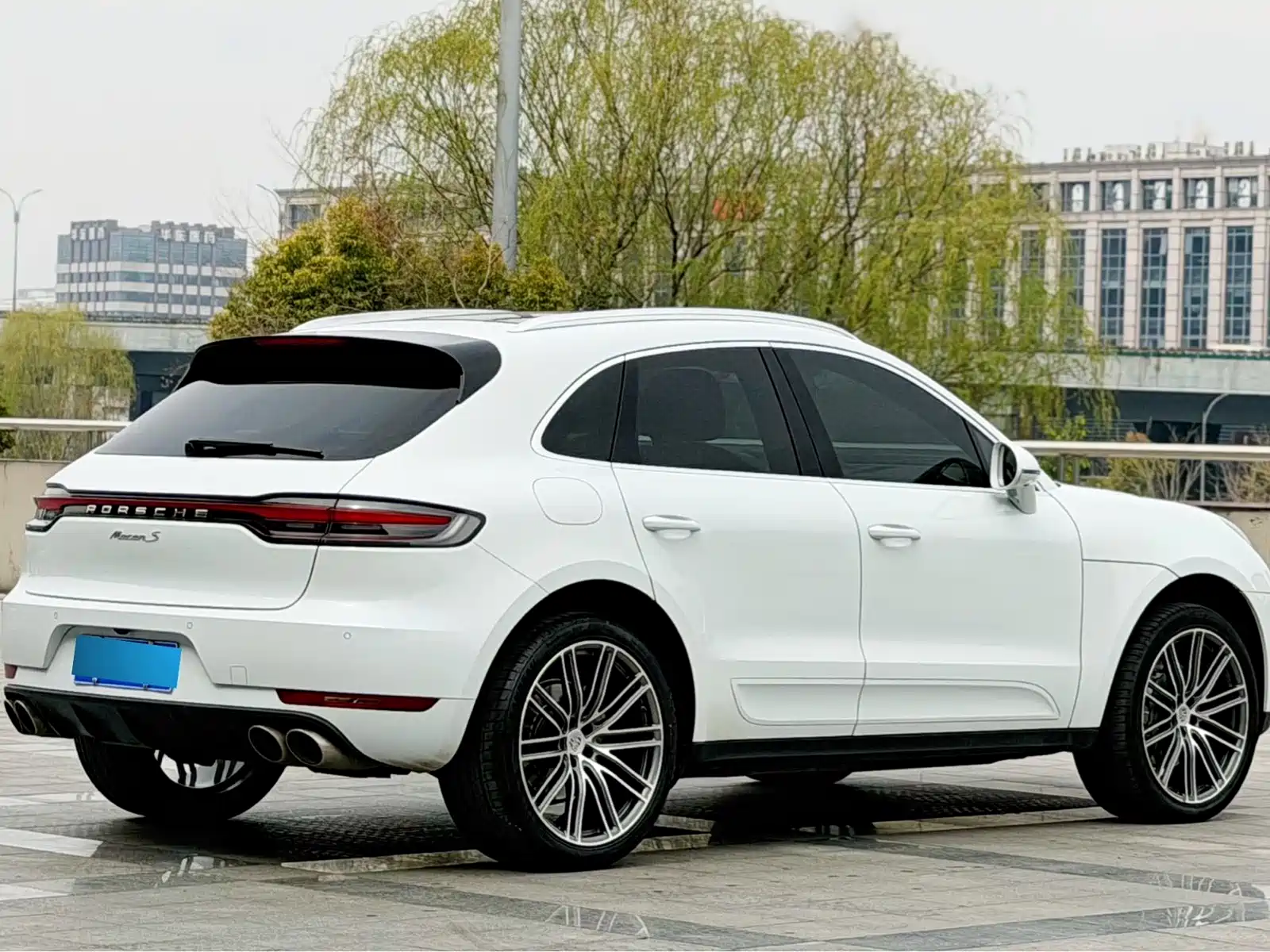 Фото 10 - Porsche Macan