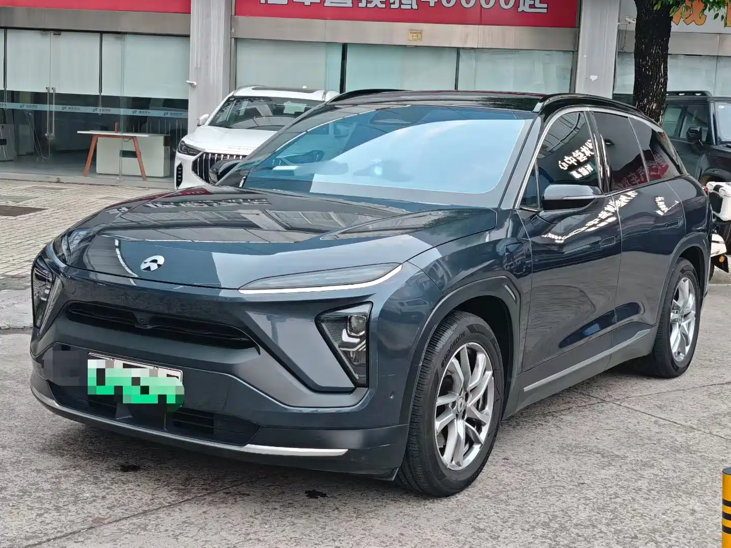 Фото 1 - NIO ES6