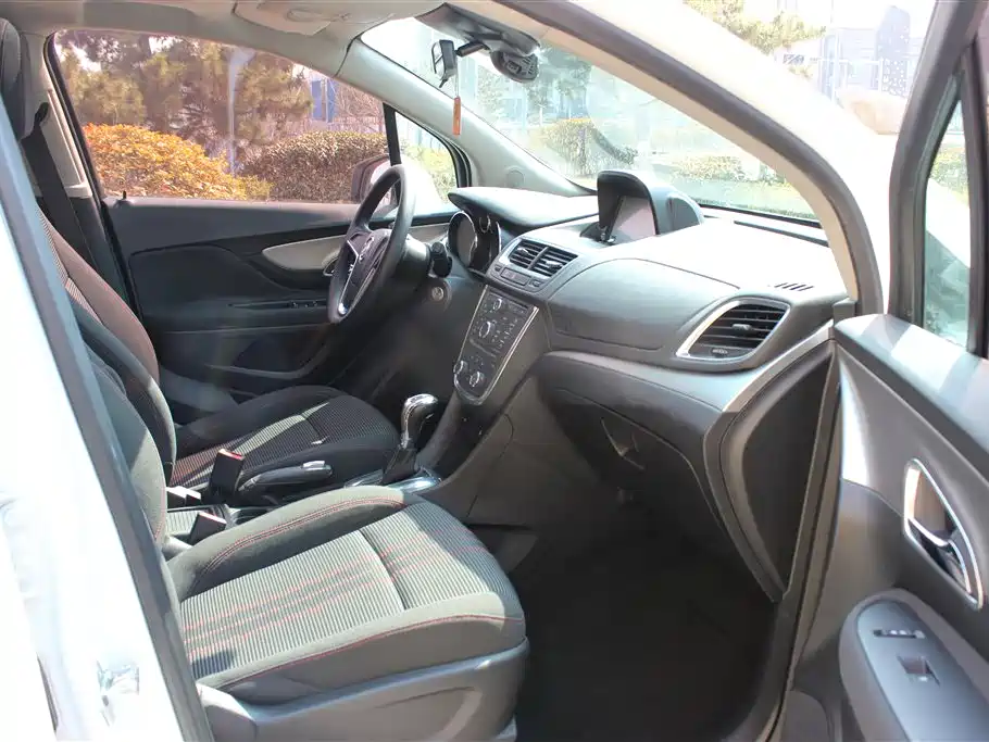 Buick Encore 2015 1.4T Automatic 2WD Urban Elite фото 14