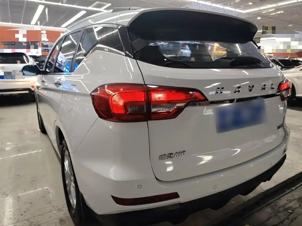 Haval M6 2017 1.5T Automatic 2WD Elite фото 5