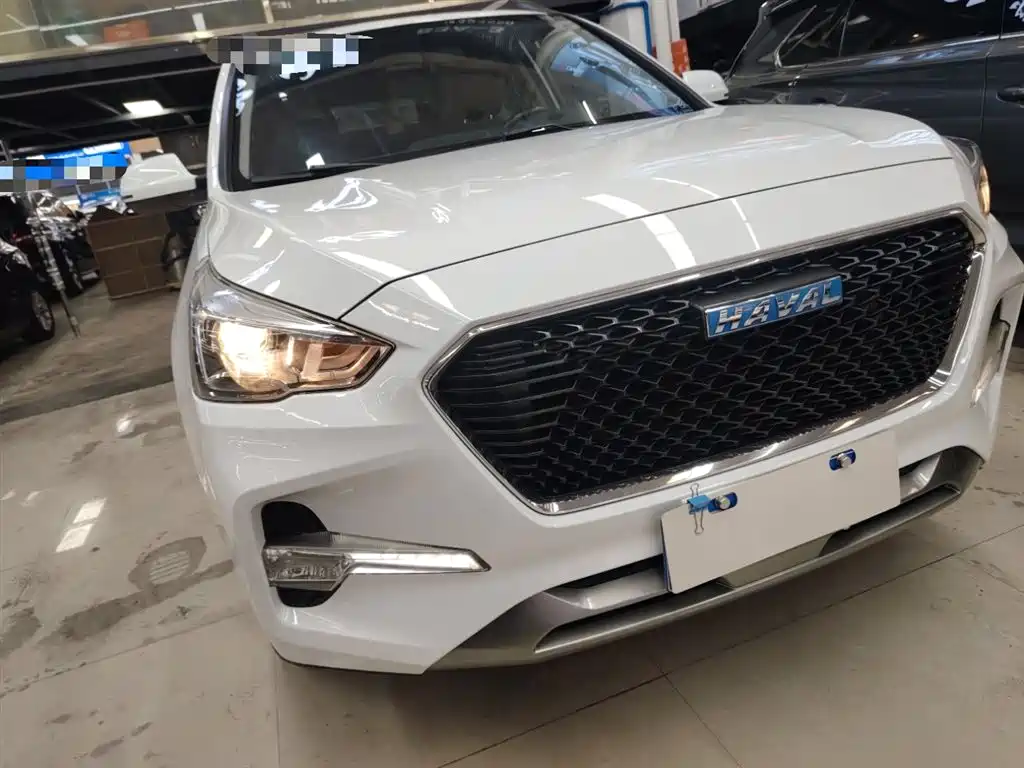 Haval M6 2017 1.5T Automatic 2WD Elite фото 4