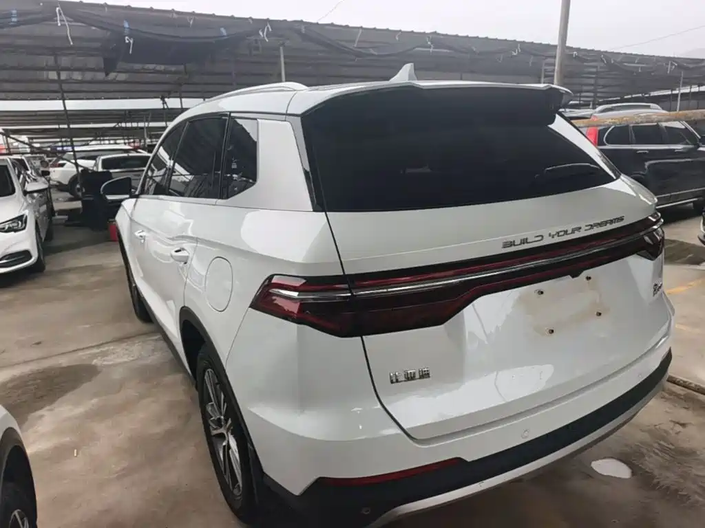 Фото 5 - BYD Song Pro