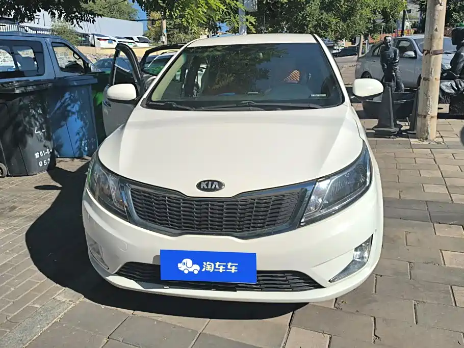 Kia K2 2013 2012 Sedan 1.4L AT GLS Commemorative Edition
