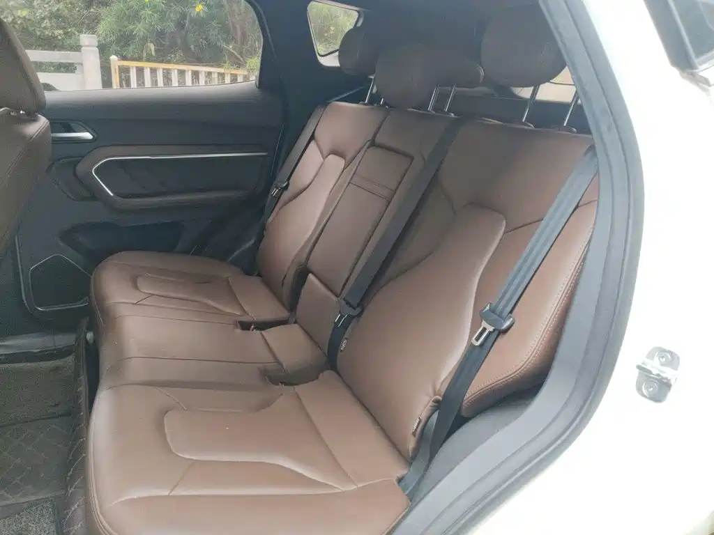 Фото 13 - Haval H6