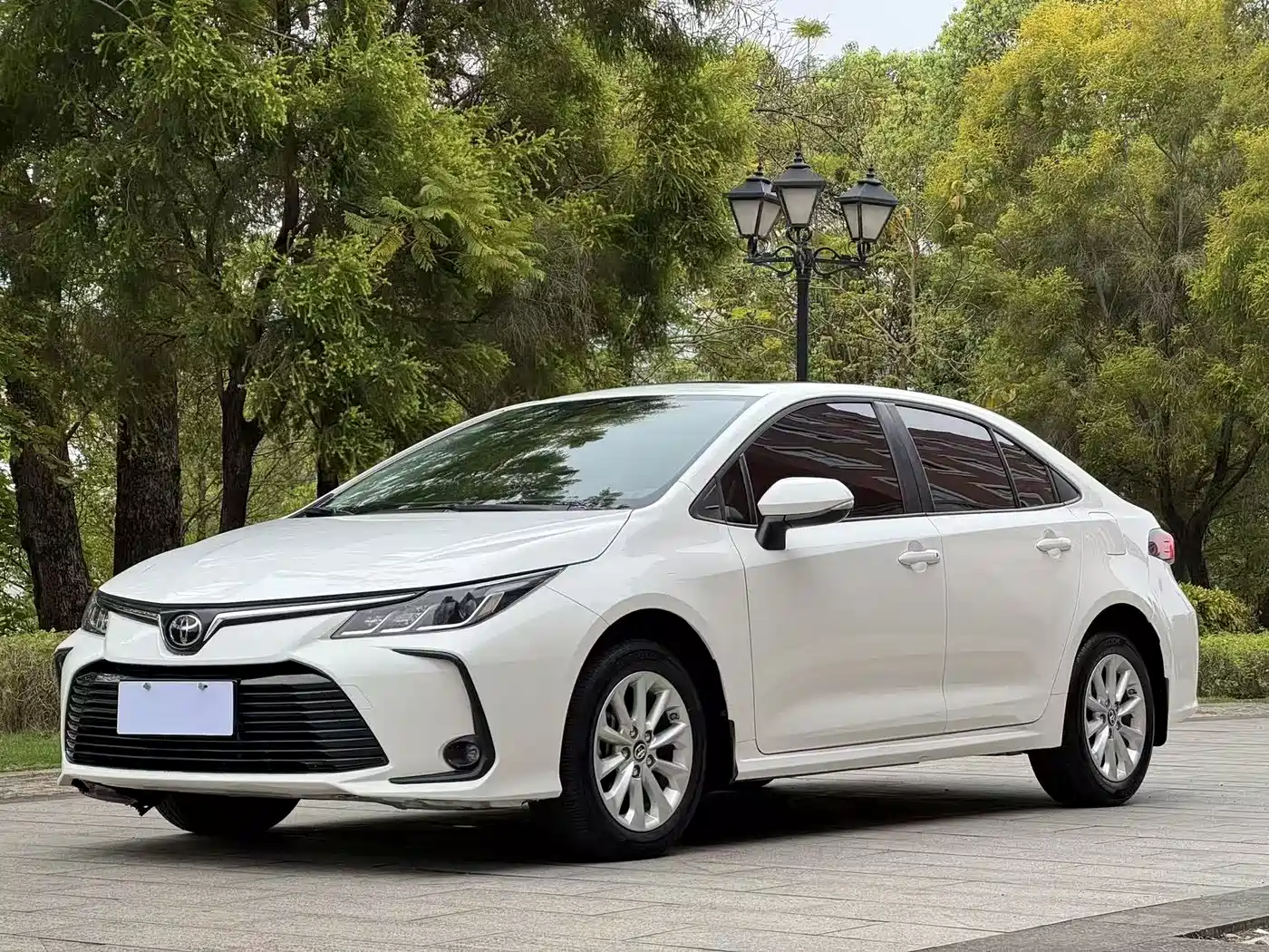 TOYOTA COROLLA 2023