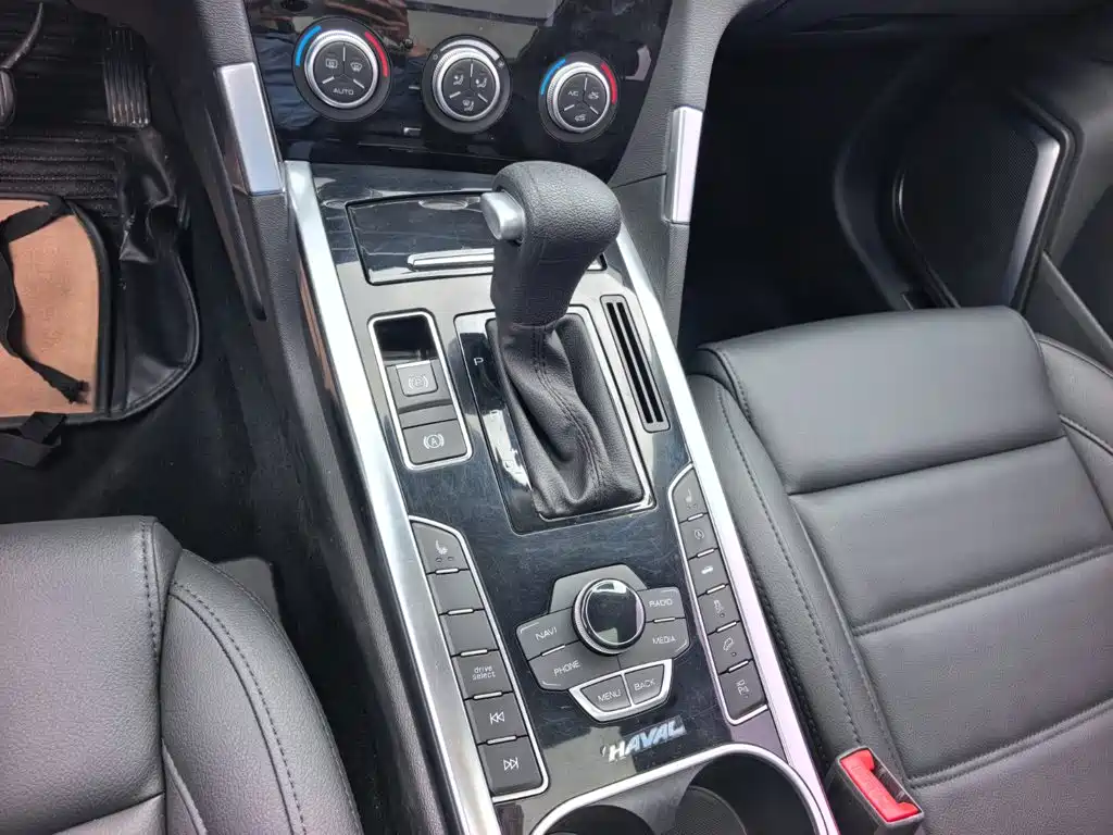 Фото 14 - Haval H7