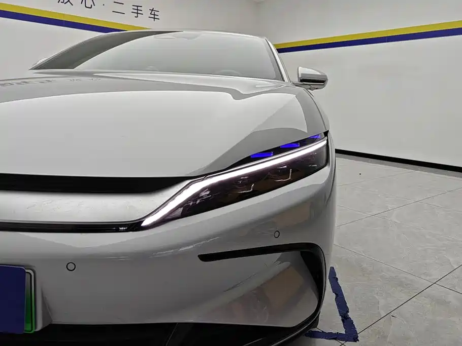 2025 BYD Han
