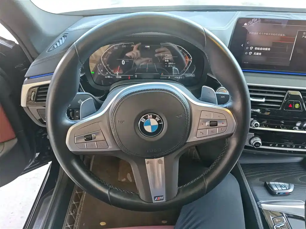 BMW 5 Series 2023 530Li Leading M Sport Package фото 11