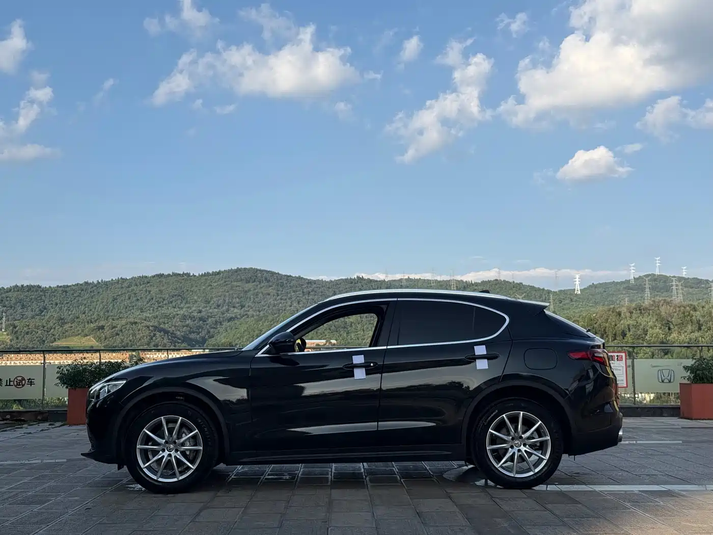 Фото 10 - Alfa Romeo Stelvio