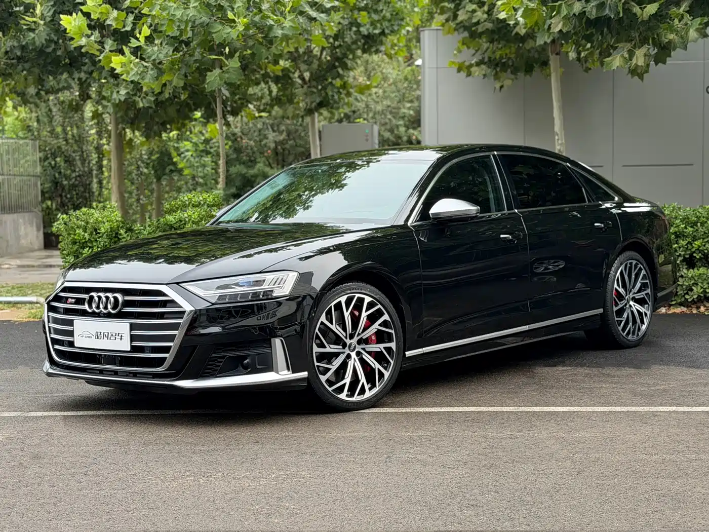 2022 Audi S8