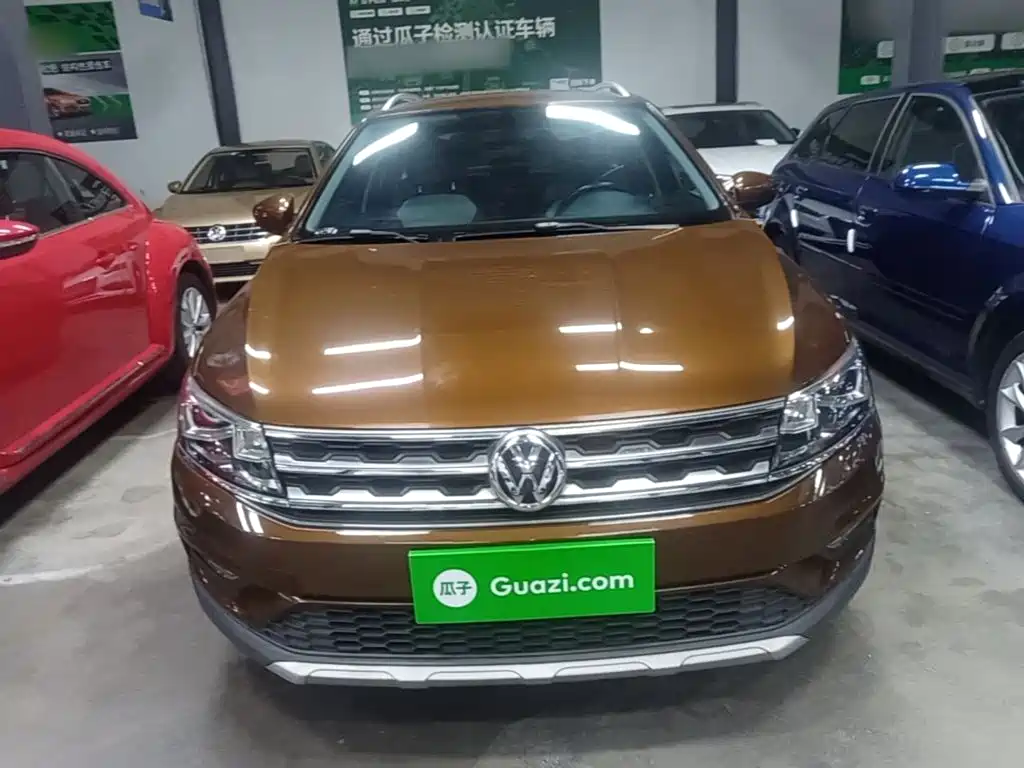Volkswagen Gran Lavida 2017 2017 230TSI DSG Luxury Edition