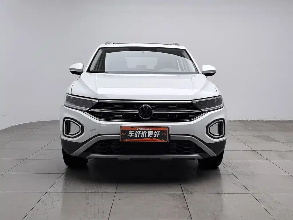 Фото 3 - Volkswagen T-ROC