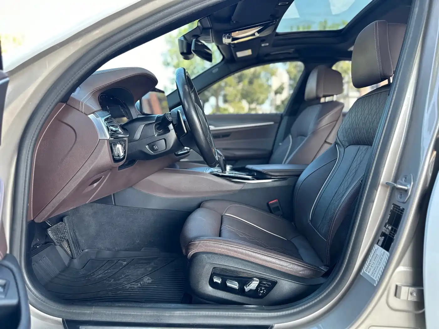 BMW 5 Series 2021 530Li Premium M Sport Package фото 9