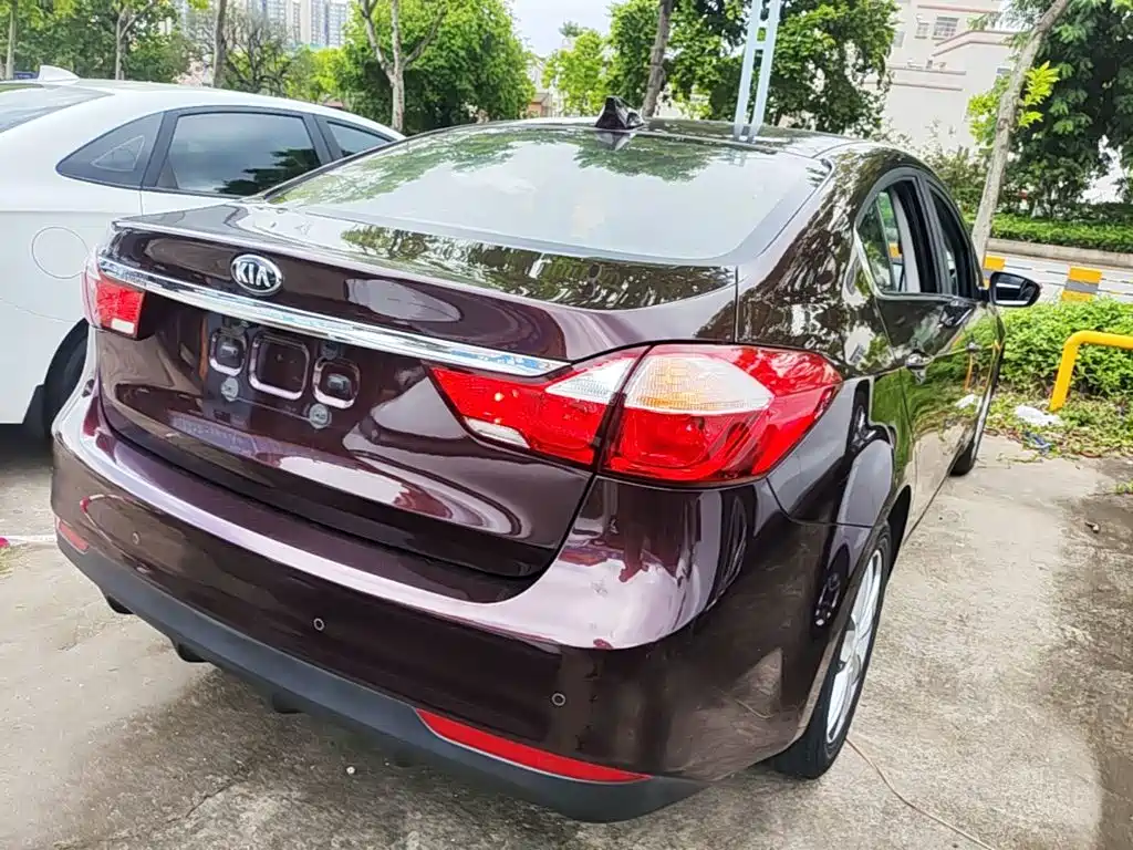 Фото 7 - Kia K3