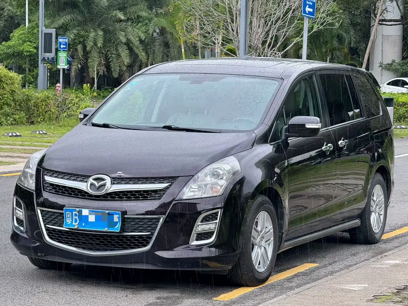 Mazda 8