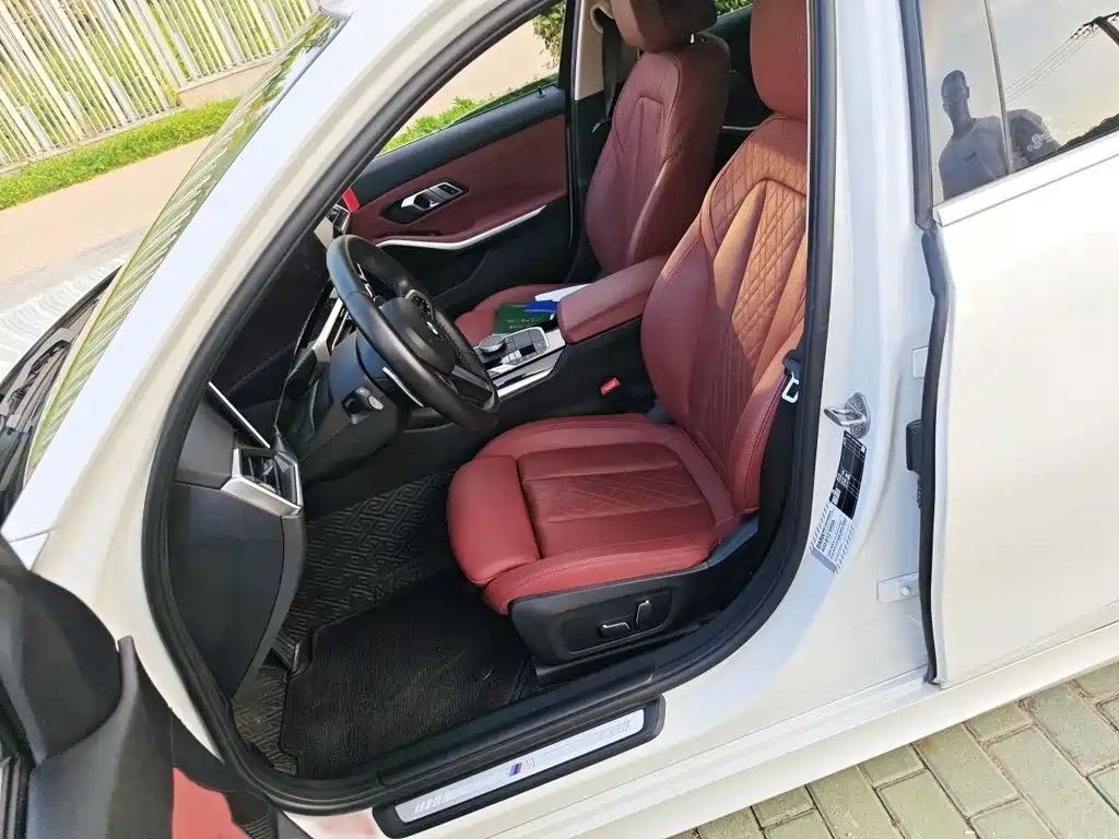 Фото 8 - BMW 3 Series