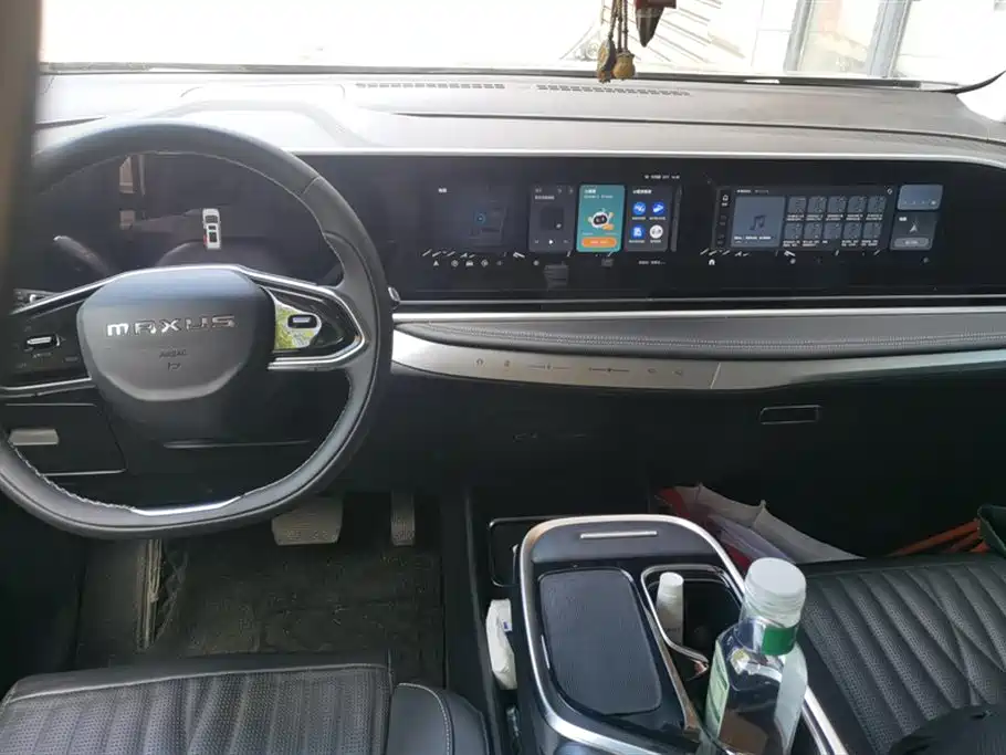 SAIC Maxus Maxus G90 2022 2.0T Galaxy 7-Seater Edition фото 12