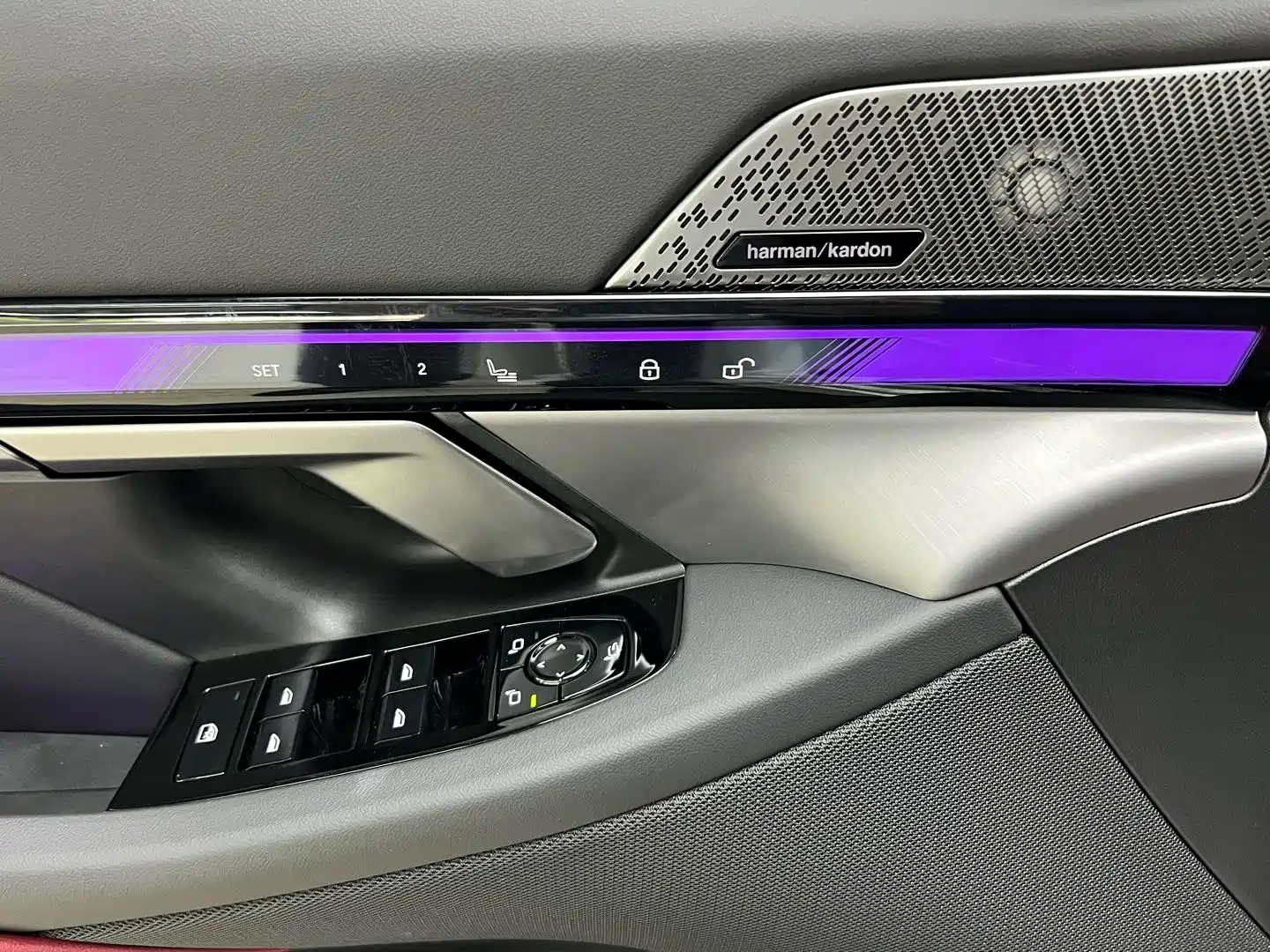 Photo 20 - BMW 5 Series