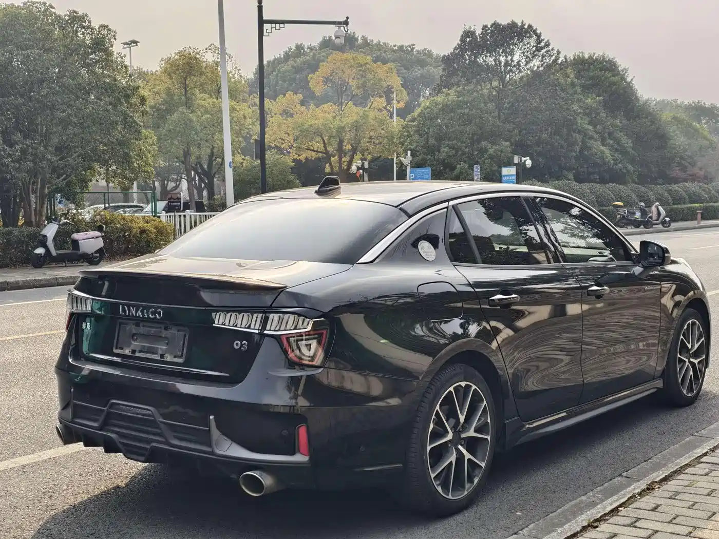Lynk & Co 03 2021 2.0TD Auto Jin Plus фото 7