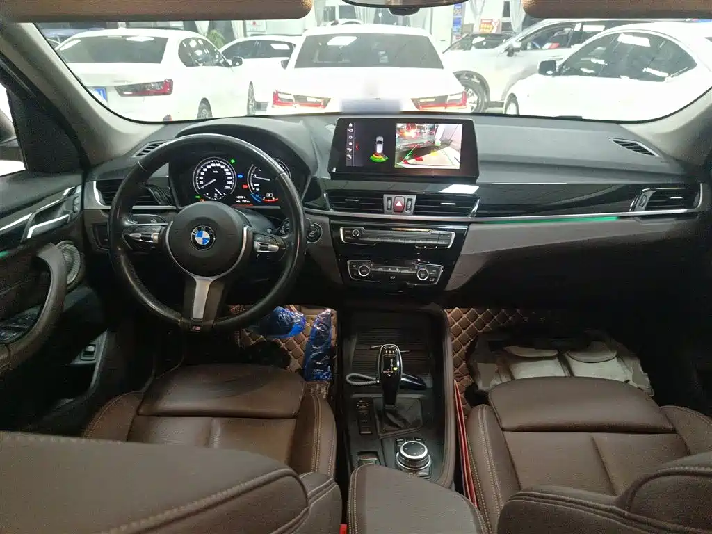 BMW X1 2021 Facelift sDrive25Li Leading фото 10