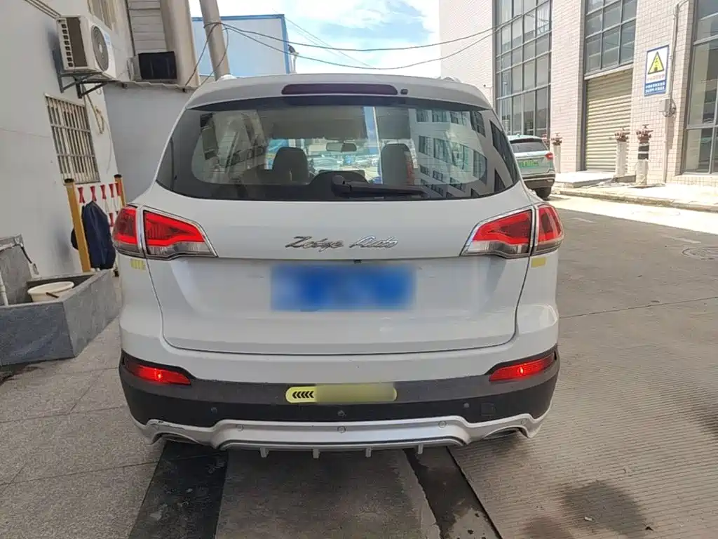 Zotye Damai X5 2016 2016 1.5T Manual Luxury 7-Seater China IV