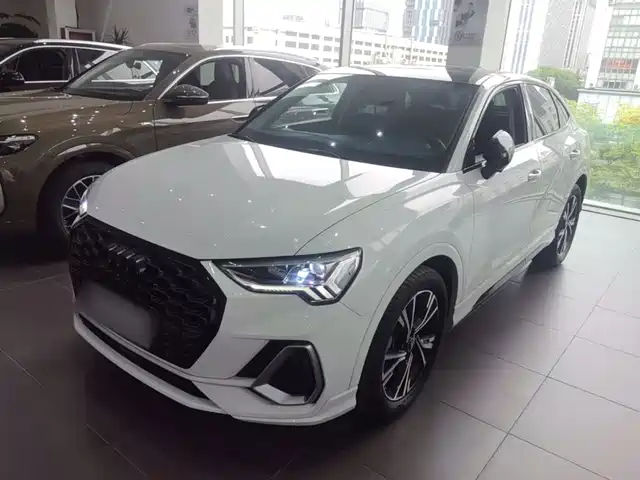  Audi Audi Q3 Sportback 2023 Facelift 40 TFSI Fashion