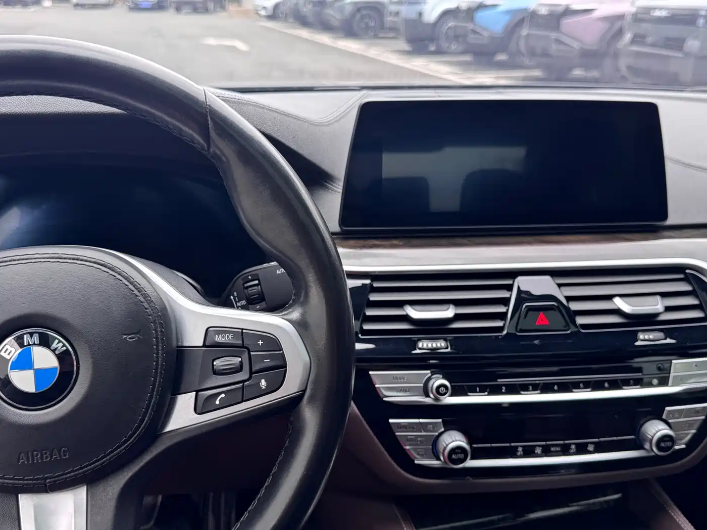 BMW 5 Series 2018 525Li Luxury Package фото 10
