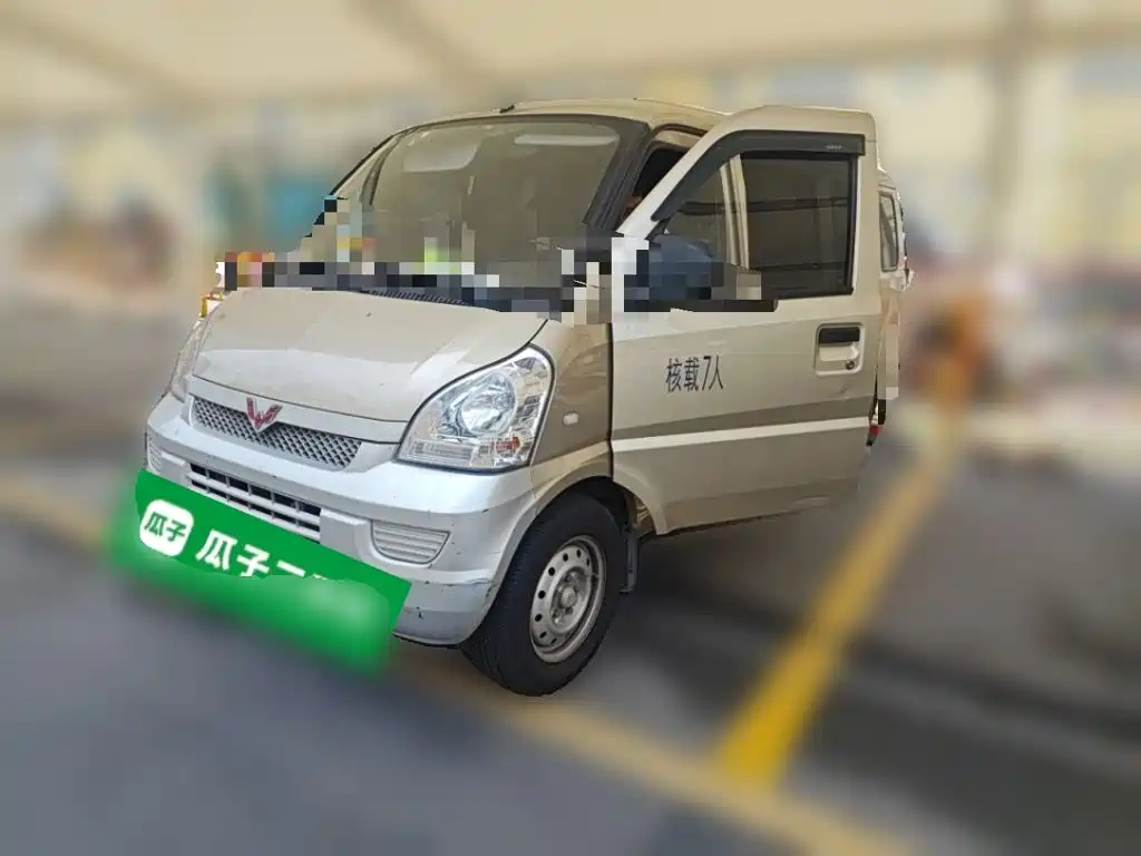 Wuling Motors Wuling Rongguang EV 2021 2020 Passenger Van Basic 7-seater 300KM