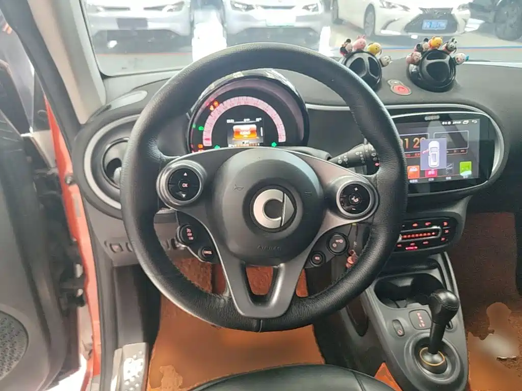 Photo 11 - smart fortwo