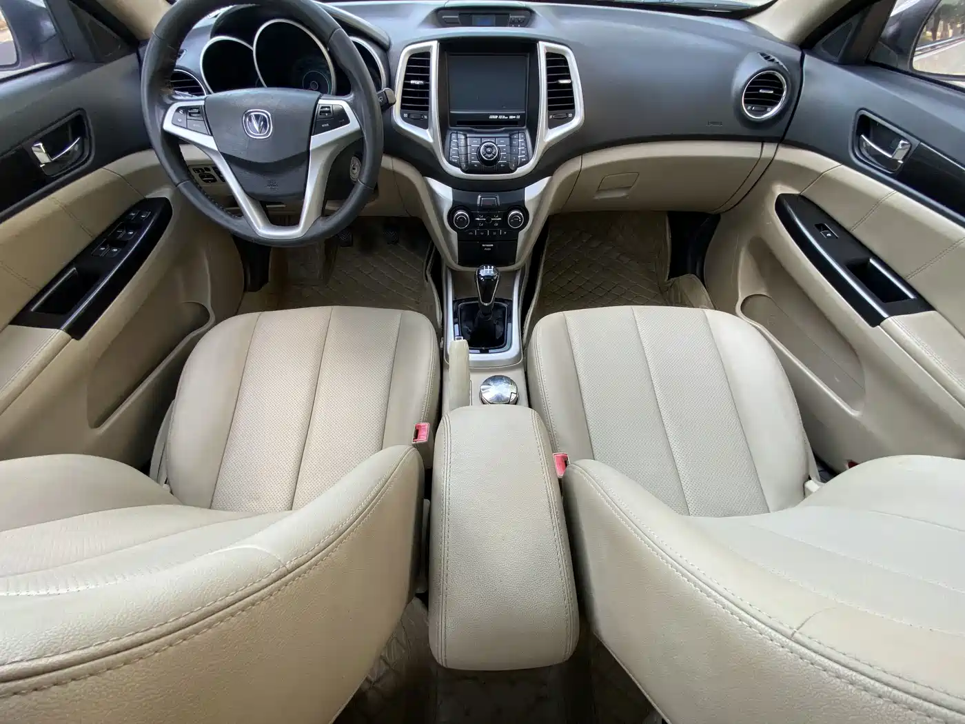 Changan Eado 2014 2014 1.6L Manual Luxury