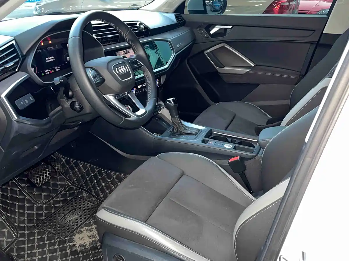 Audi Q3 2022 35 TFSI Progressive Dynamic фото 8