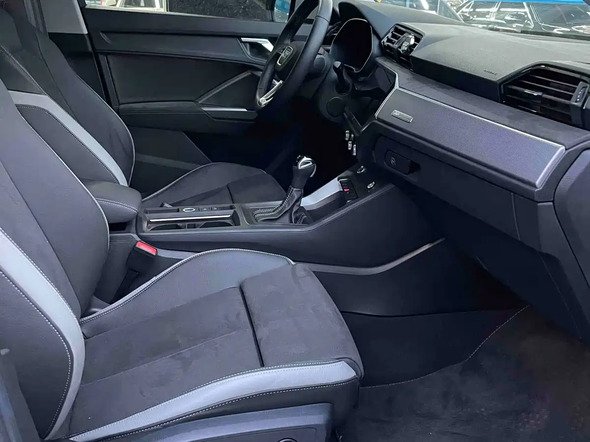 Audi Q3 2022 35 TFSI Progressive Dynamic фото 7