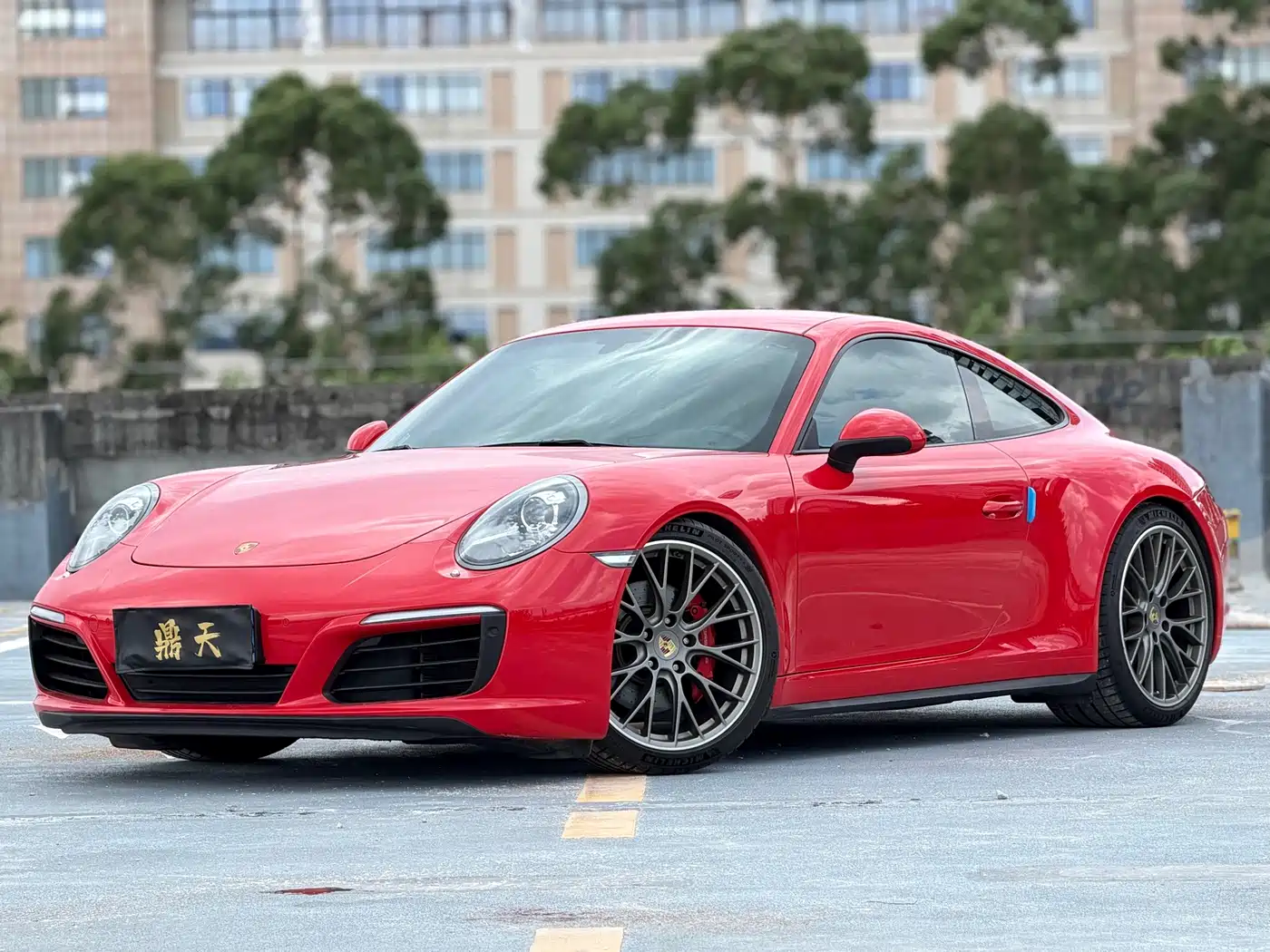 Photo 1 - Porsche 911