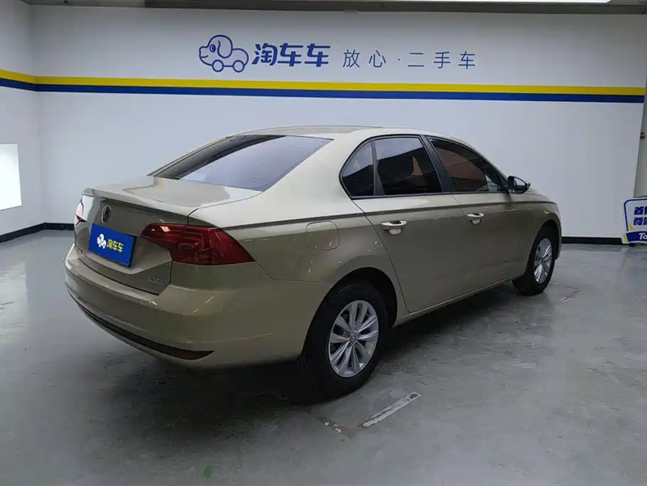 Volkswagen Bora 2018 1.5L Automatic Fashion фото 3
